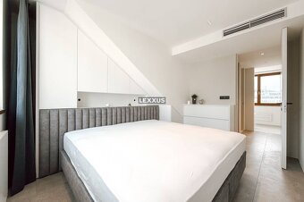 | Penthouse s dvoma terasami na pešej zóne Starého Mesta - 13