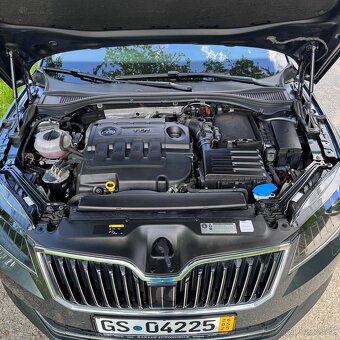 Škoda Superb 2.0 TDi DSG - 13