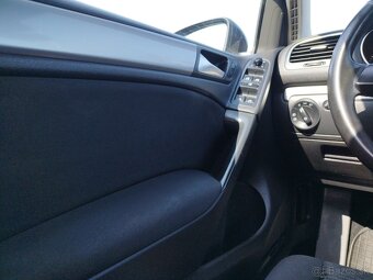 VOLKSWAGEN GOLF 1,4 MPi - 13