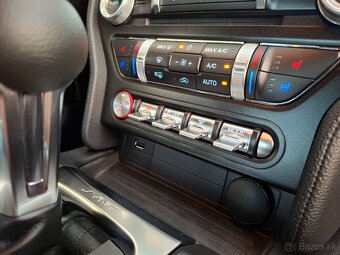Ford Mustang GT 5.0 V8 - 13