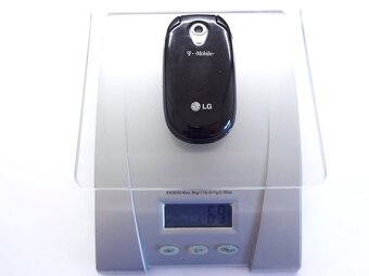 LG KG 225 Veľmi Zachovalé Maličké Véčko 8cm a len 69g - 13