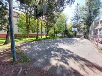 Na prenájom zariadený 2,5 izbový byt v Prešove v širšom cent - 13