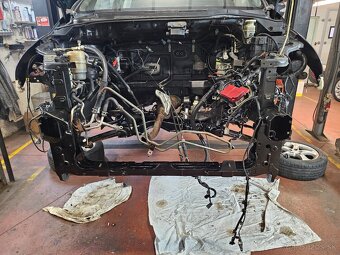 Mitsubishi grandis 2.0 100 kw - 13