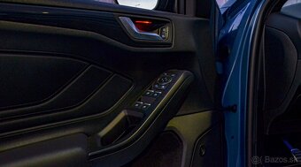 Ford Focus ST 2.3 - 13