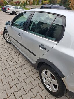 Golf 5 1.6 benzín automat - 13