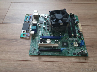 Gigabyte, Socket 775,AM2 - 13