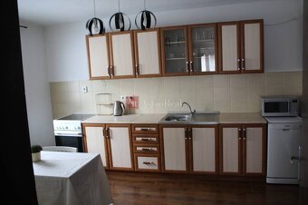 NOVÁ CENA  Rodinný dom v obci LEŠTINY - 13