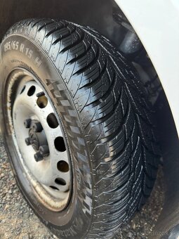 Predám Volkswagen Caddy 1,6 TDi, Manuál - 13