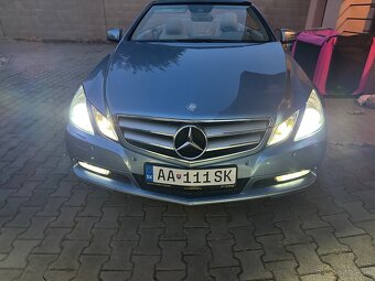 Mercedes E 250 CGI cabrio - 13