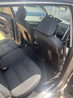 Mercedes B180 CDI - 13