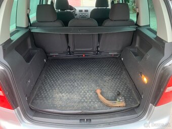 VW Touran 1.9 TDI, 77 kW, 5 miestny, 2006, naj. 123.000 km - 13