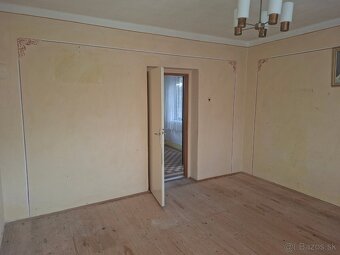 Rodinný dom Trenčianske Jastrabie 2464 m2 - 13