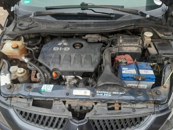 Mitsubishi Grandis 2.0 DID - 13