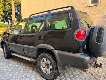 Predám Nissan Terrano 2  3,0D 2002 - 13