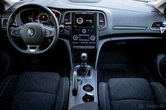 Renault Mégane Grandtour TCe 140 GPF Intens - 13