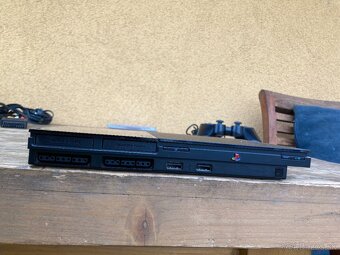 Playstation 2 / PS2 - slim (SCPH 90004) + hry +příslušenství - 13