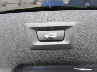 BMW X6 XDRIVE 40d, 4x4, AUTOMAT - splatka 489,-€ - 13