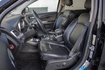 Fiat Freemont 2.0 JTD 125 kW 7 miest - 13