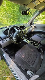 Mitsubishi l 200 - 13