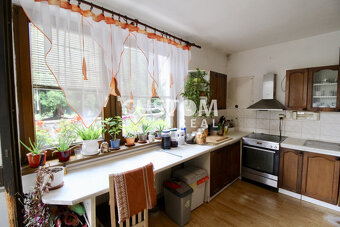 Klasický rodinný dom v mestskej časti Mojšová Lúčka - 13