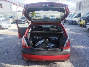 Kia Rio 1.4 LX Plus - 13