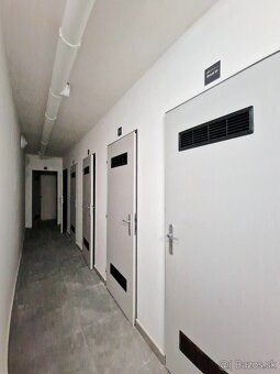 NOVOSTAVBA - PREDÁM 3 IZBOVÝ BYT S VEĽKOU LOGGIOU - 13