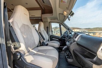 Autokaravan 2022 Bürstner IXEO 726G – Plne vybavený 🚐✨ - 13
