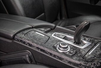BMW Rad 5 530d xDrive A/T - 13