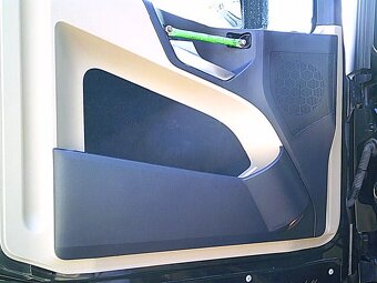 ACTROS MP4 2016 LOW DECK MEGA Nové tacho - 13