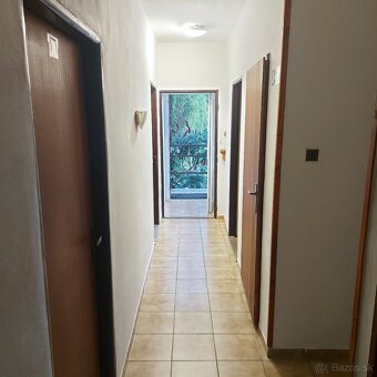 Investícia - Predám veľký RD ktorý ma zapísané 3byty na LV - 13