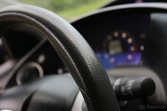 HONDA CIVIC 8G 1,8i -VTEC - 13