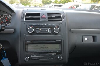 Volkswagen Touran 1.6 TDi 7 Miest - 13