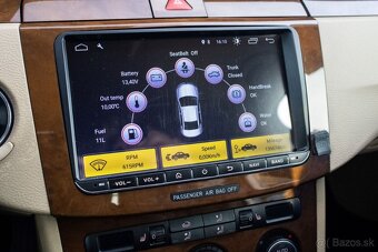 Volkswagen Passat 3.2 V6 Highline DSG 4-Motion - 13
