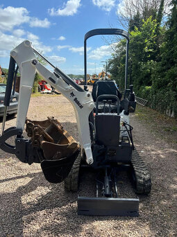 Bagr bobcat e10 mini - 13