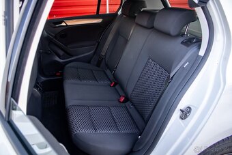 Volkswagen Golf 1.6TDI Comfortline - NOVÁ STK/EK - 13