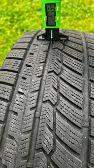 Zimne pneumatiky 215/70 R16 - 13