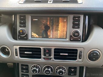 Range Rover 4.2 V8 Vogue Supercharged - 13