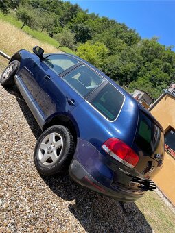 Volkswagen TOUAREG 3,2 - 13