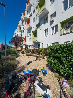 Na predaj zariadený 2 izbový byt Bratislava II- Ružinov - 13