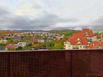 Novostavba : 2 izbový byt s veľkou loggiou 8 m2 | 53 m2 | KE - 13