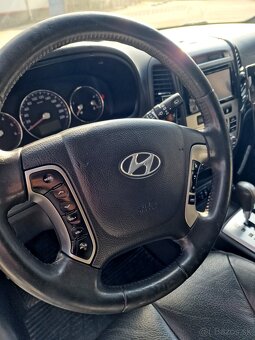 Hyundai Santa Fe 2.2 CRDi (2012) – 7-miest, Automat – Overe - 13