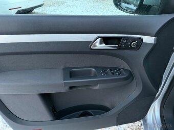 VW TOURAN 2.0TDI DSG 7-miestny - 13