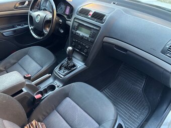 Škoda Octavia Combi 2.0TDi 103kW - 13