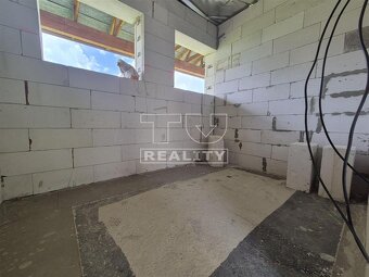 REZERVOVANÉ. Novostavba 4-izbového bungalovu s veľkým... - 13