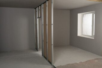 Ponúkam sadrokartónové práce a  murovanie - 13