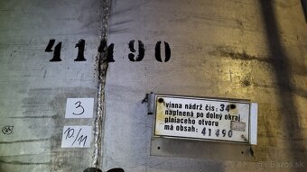 Stojatá nerezová nádoba 41.500 L - 13
