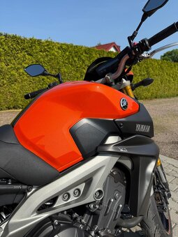 Yamaha MT09 Orange Mettalic 13.258km - 13