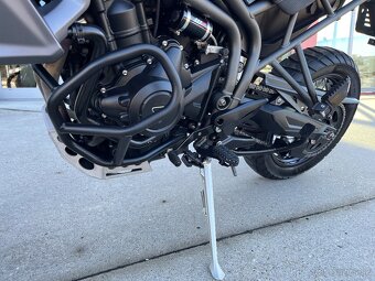 Triumph Tiger 800 - 13