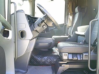 SCANIA R450 HIGHLINE, 2016, bez EGR, nové tacho - 13