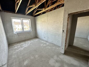 5 IZBOVÝ DOM V ŠTANDARDE Galanta Mládežnícka štvrť - 13